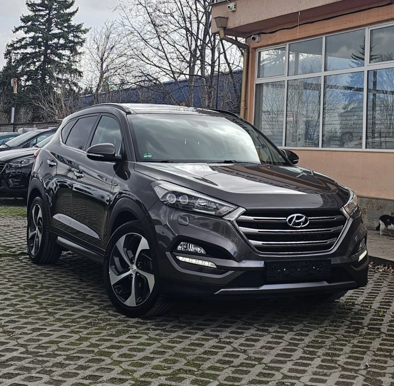 Hyundai Tucson 2.0 CRDI 4WD 185к.с. Premium Keyless Панорама , снимка 2 - Автомобили и джипове - 49484417