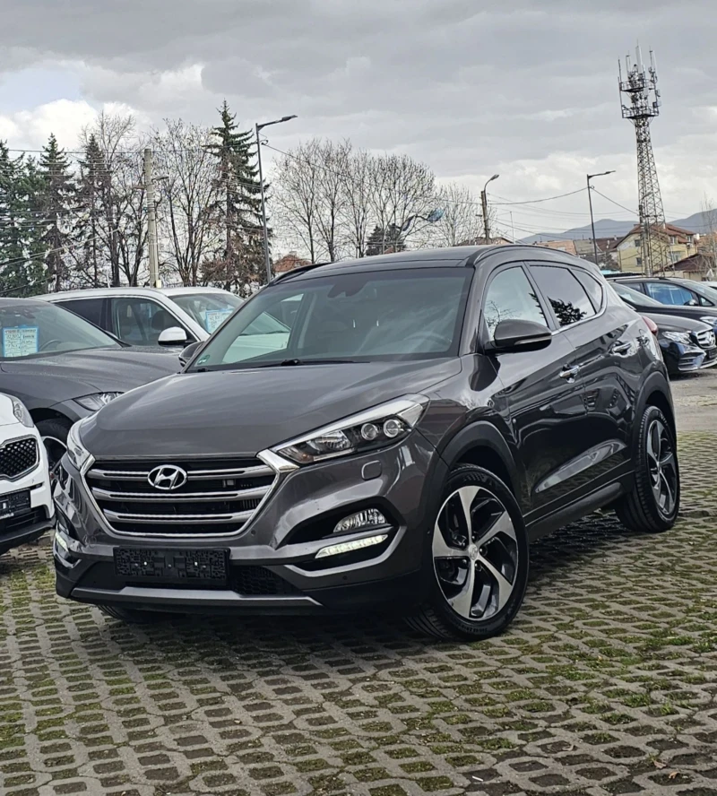 Hyundai Tucson 2.0 CRDI 4WD 185к.с. Premium Keyless Панорама , снимка 1 - Автомобили и джипове - 49484417