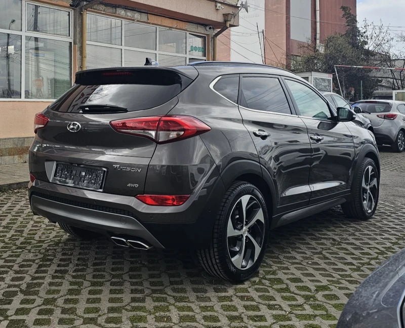 Hyundai Tucson 2.0 CRDI 4WD 185к.с. Premium Keyless Панорама , снимка 5 - Автомобили и джипове - 49484417