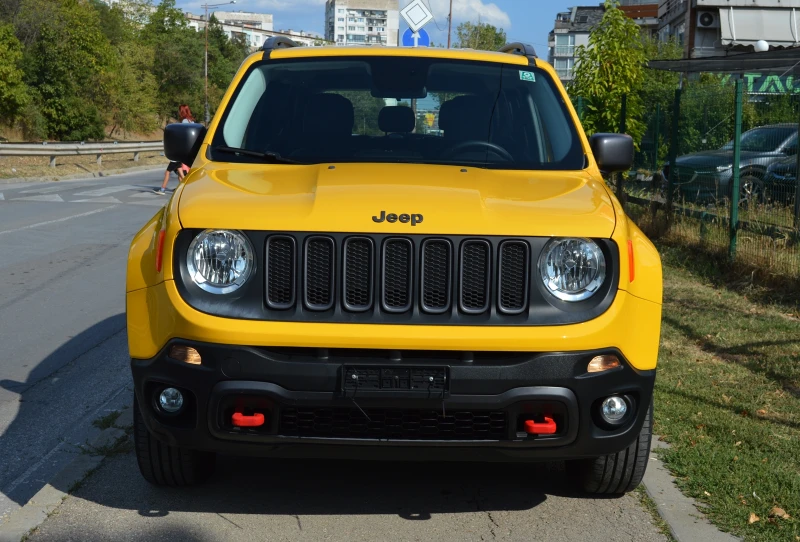 Jeep Renegade 2.4i 4X4 - TRAIL HAWK - FULL - ШВЕЙЦАРИЯ, снимка 2 - Автомобили и джипове - 51602504