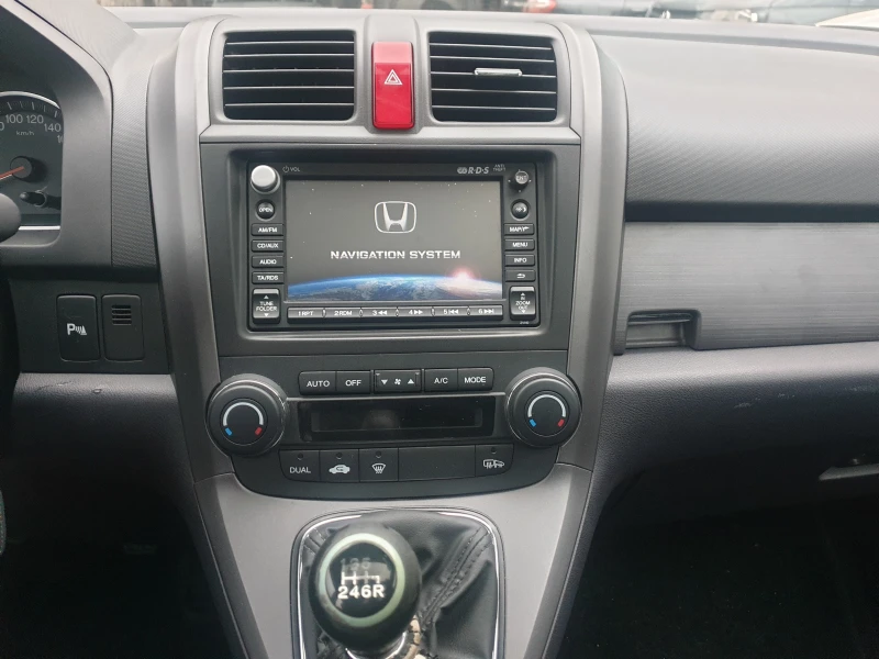 Honda Cr-v 2.2 i-CTDi 4x4 Distronic , снимка 12 - Автомобили и джипове - 52012502