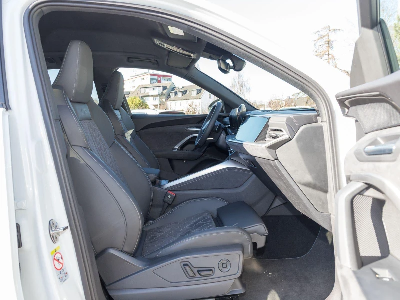 Audi Q5 40 TFSI/NEW MODEL/S-LINE/QUATTRO/MMI DISPLAY/360, снимка 13 - Автомобили и джипове - 52376627