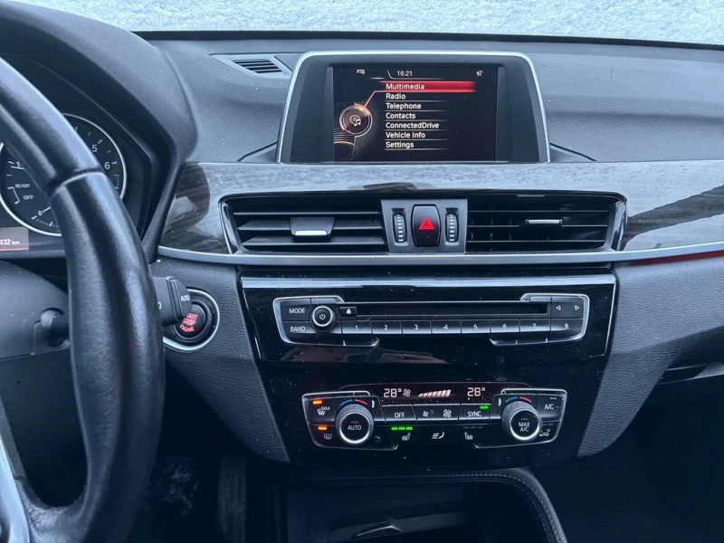 BMW X1 * xDrive28i * CARFAX * БЕЗ ПЪРВОНАЧАЛНА ВНОСКА, снимка 9 - Автомобили и джипове - 53089992