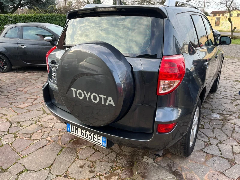 Toyota Rav4, снимка 6 - Автомобили и джипове - 53278398
