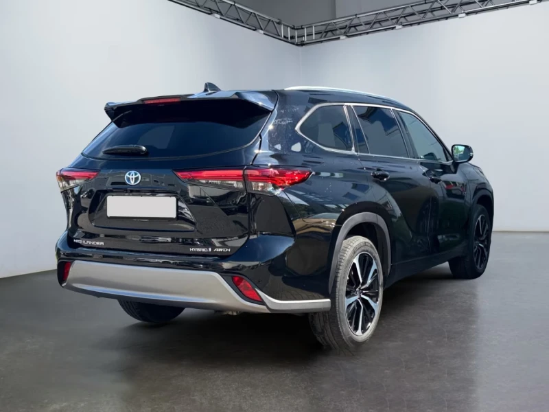Toyota Highlander 2.5HEV/247HP/LUXURY/7S/PANO/CAM/NAVI/LED/943v, снимка 7 - Автомобили и джипове - 53468391