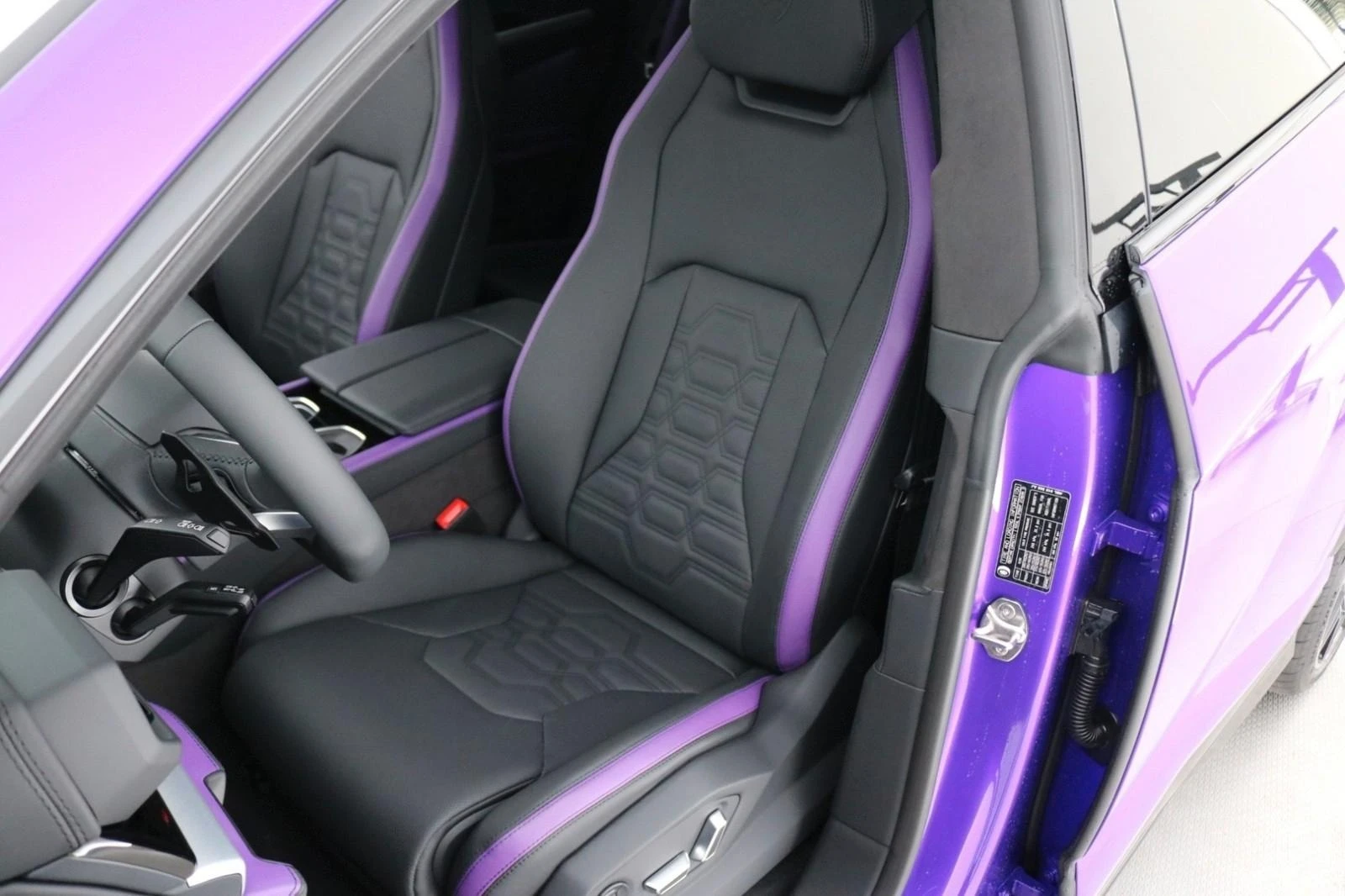 Lamborghini Urus SE/FACELIFT/PLUG-IN/CERAMIC/AD PERSONAM/PANO/HUD/ | Mobile.bg   6