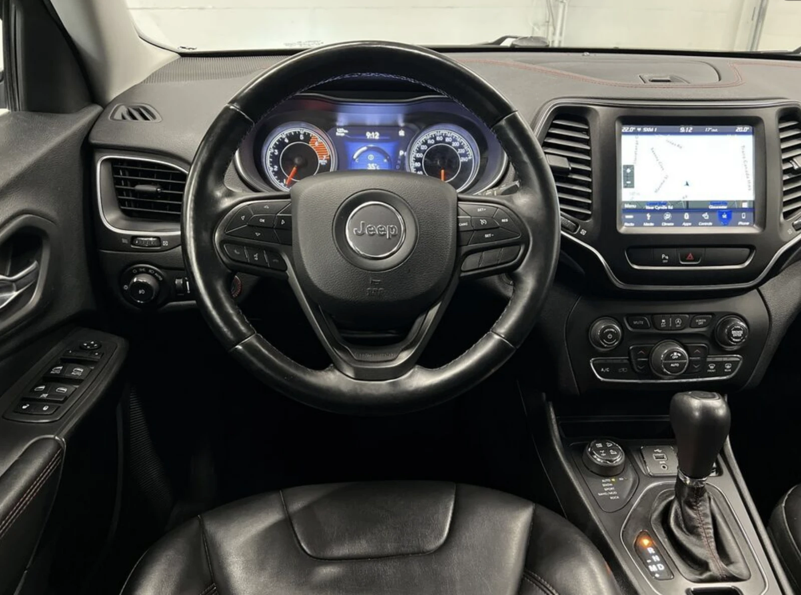 Jeep Cherokee  | Mobile.bg   15