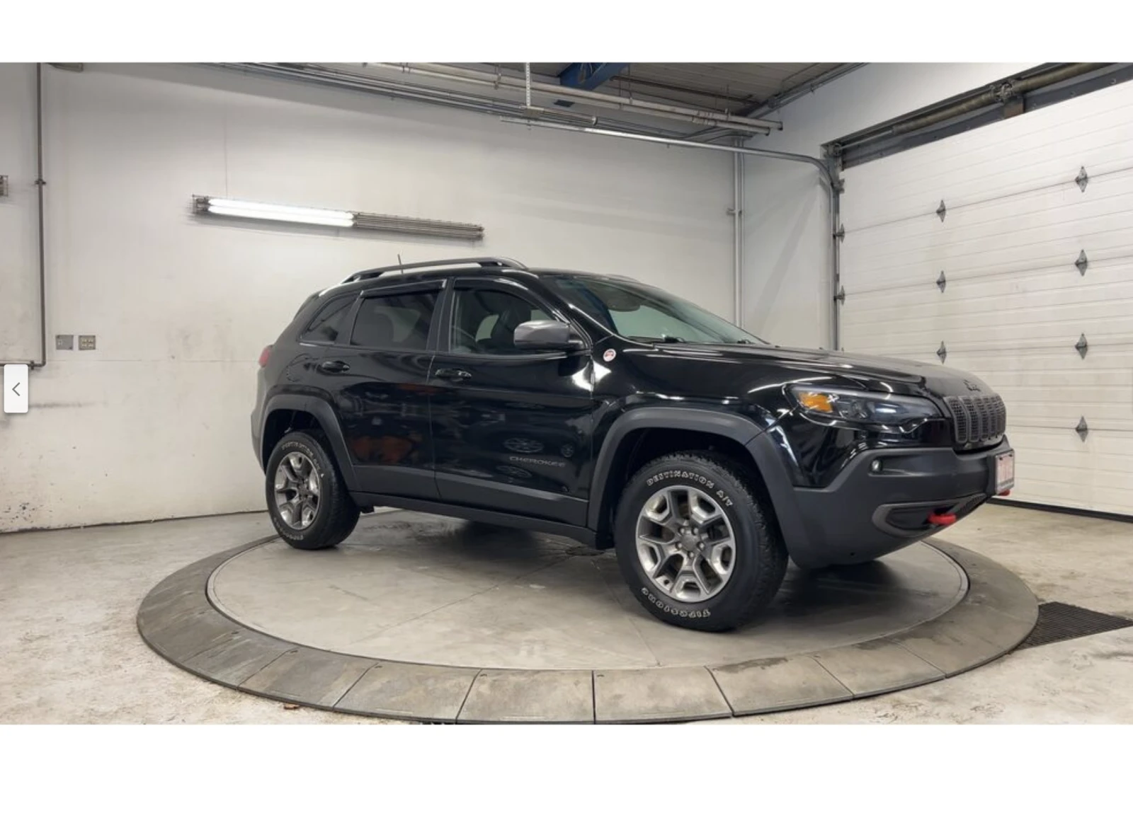 Jeep Cherokee  | Mobile.bg   2