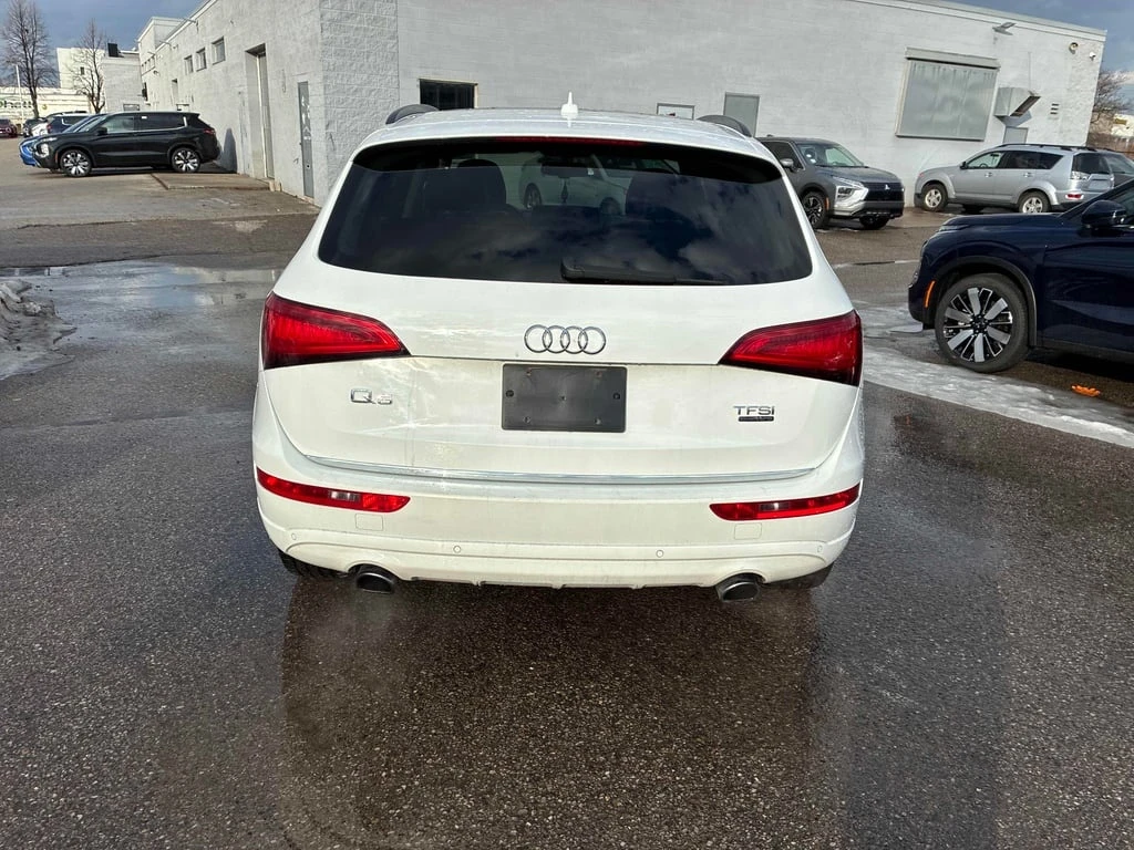 Audi Q5 * 2.0T Komfort * CARFAX * ЦЕНА ДО БГ - изображение 4