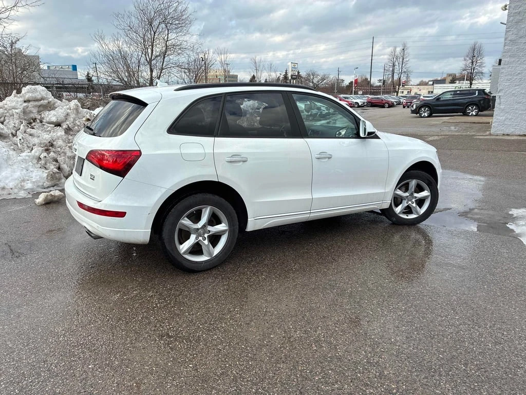 Audi Q5 * 2.0T Komfort * CARFAX * ЦЕНА ДО БГ - изображение 3