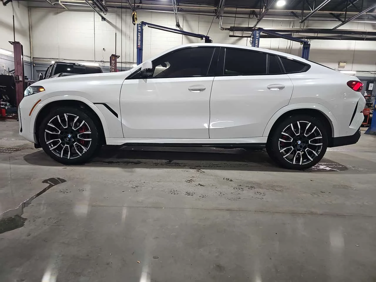 BMW X6 xDrive40i/360/HUD/ДИСТРОНИК/ПАНОРАМА - изображение 3
