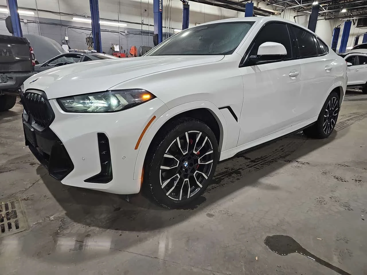 BMW X6 xDrive40i/360/HUD/���������/�������� | Mobile.bg � ����������� 1