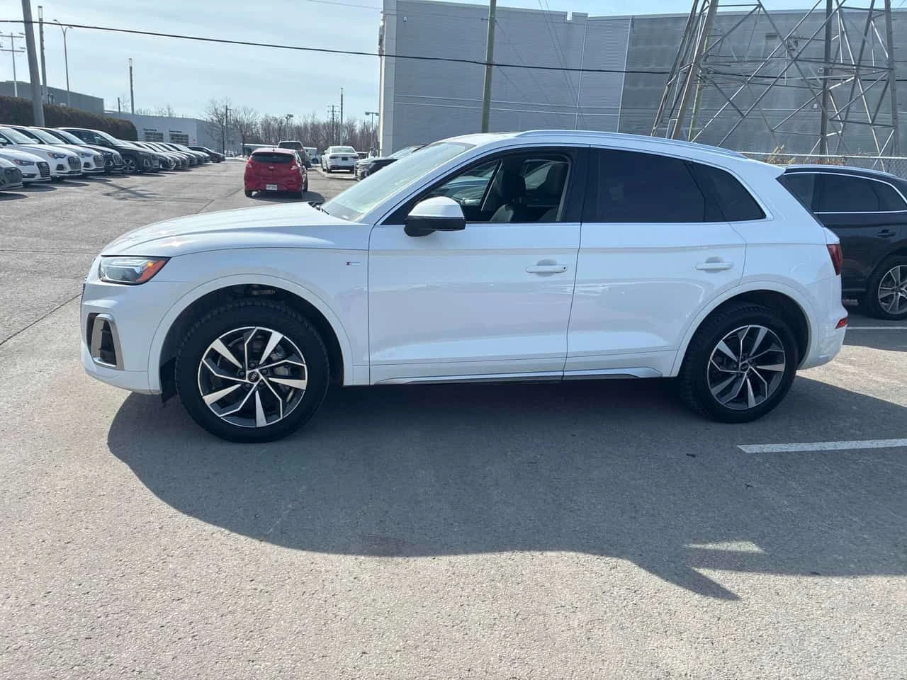 Audi Q5 * Progressiv * CARFAX * ДИСТРОНИК* ПАНОРАМА* , снимка 2 - Автомобили и джипове - 53741364