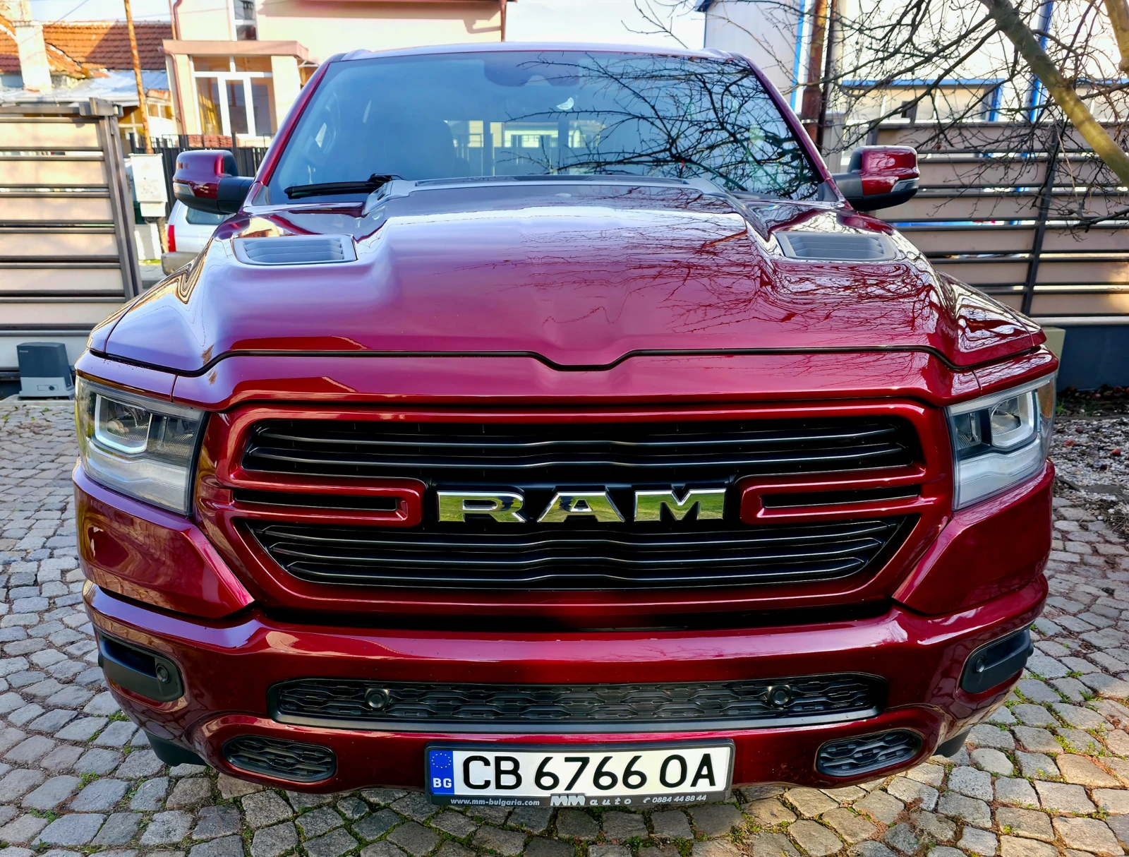 Dodge RAM 1500 LARAMIE 5.7 HEMI