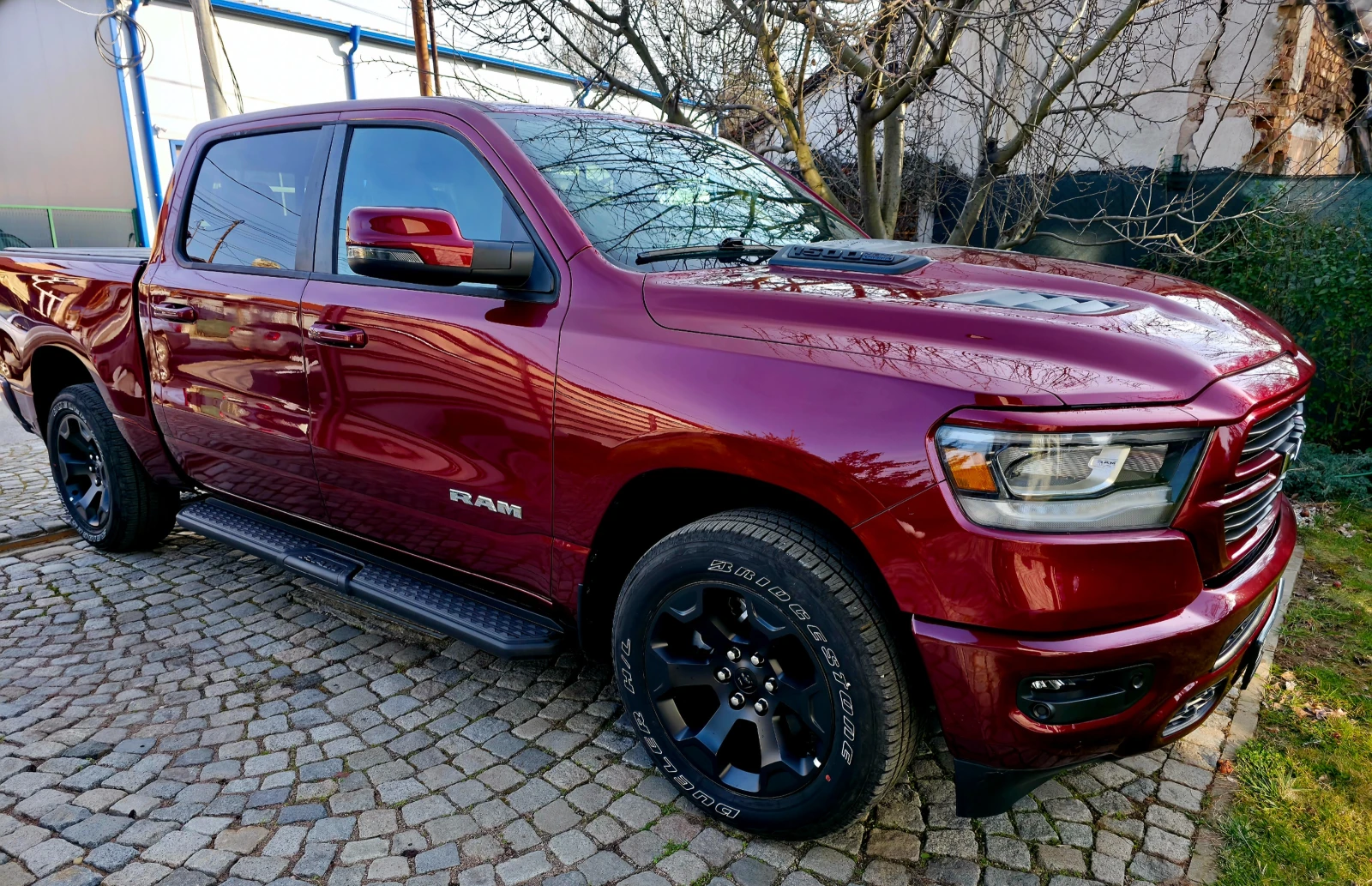 Dodge RAM 1500 LARAMIE 5.7 HEMI, снимка 3 - Автомобили и джипове - 53760874