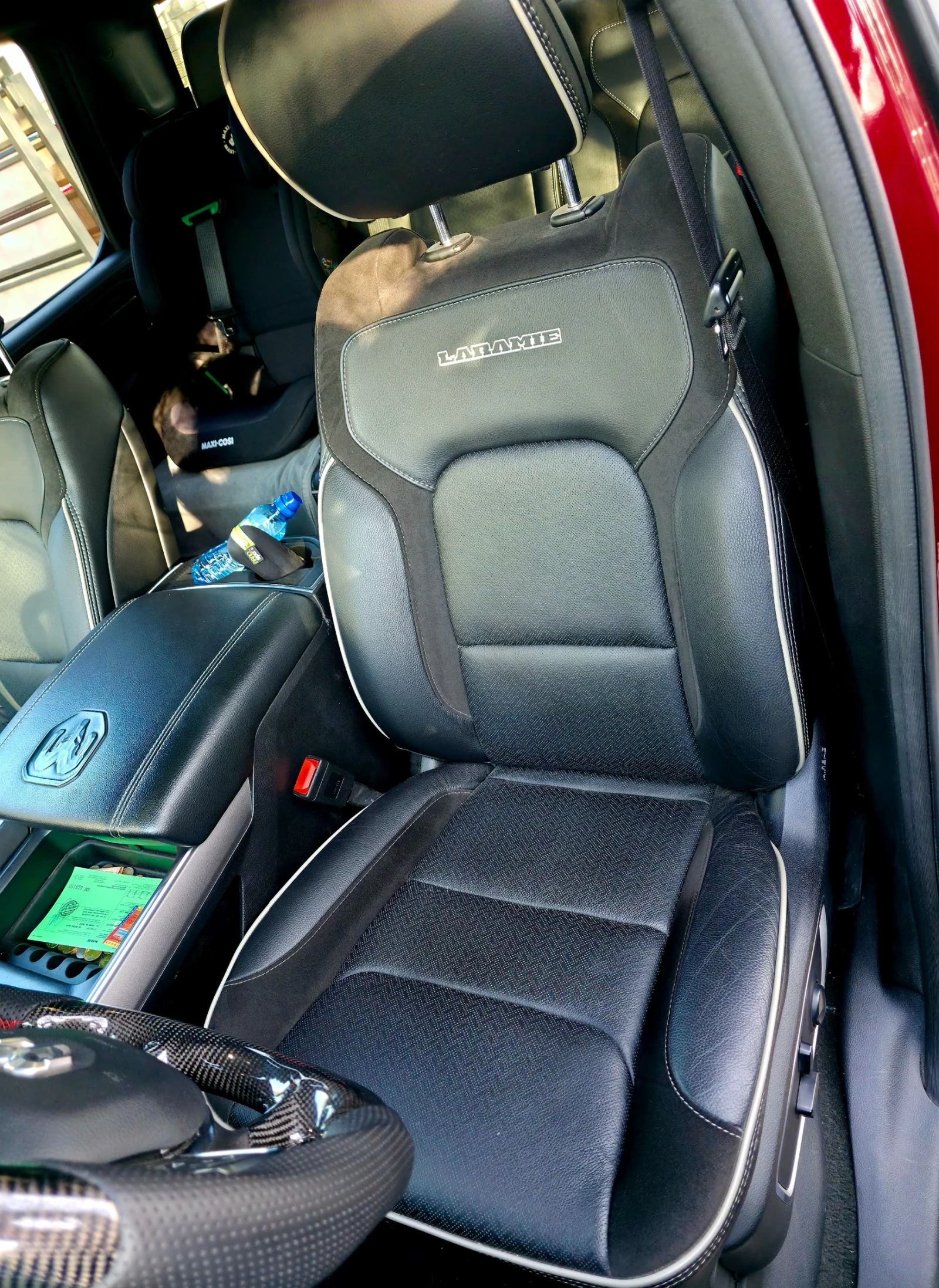 Dodge RAM 1500 LARAMIE 5.7 HEMI, снимка 13 - Автомобили и джипове - 53760874