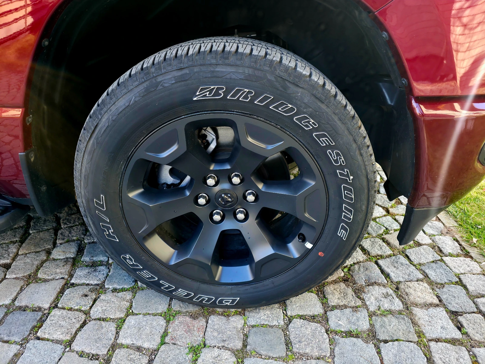 Dodge RAM 1500 LARAMIE 5.7 HEMI, снимка 9 - Автомобили и джипове - 53760874