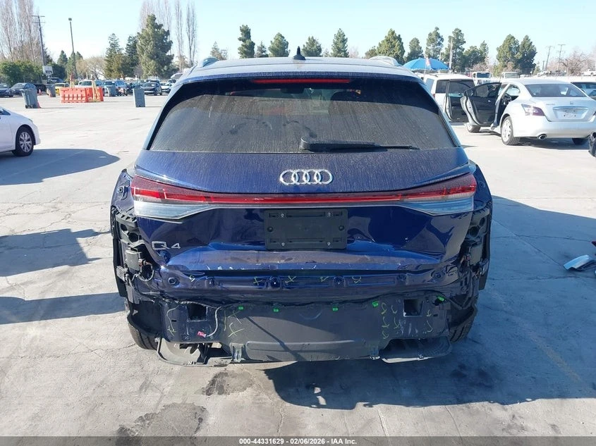 Audi Q4 E-TRON PREMIUM PLUS 40 � ����������� & ���� ������ | Mobile.bg � ����������� 10