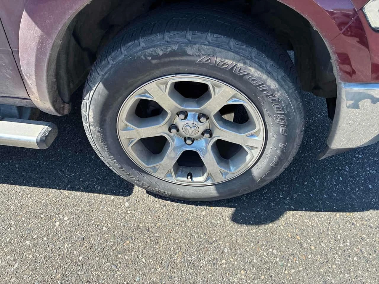 Dodge RAM 1500 Laramie / Клип на мотора , снимка 7 - Автомобили и джипове - 54145121