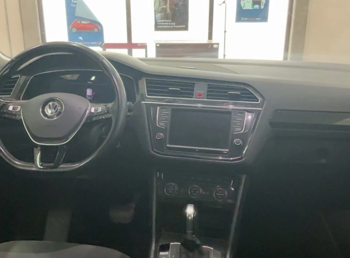 VW Tiguan 2.0TDI 4MOTION 150кс* DIGITAL* MATRIX* , снимка 8 - Автомобили и джипове - 55129927