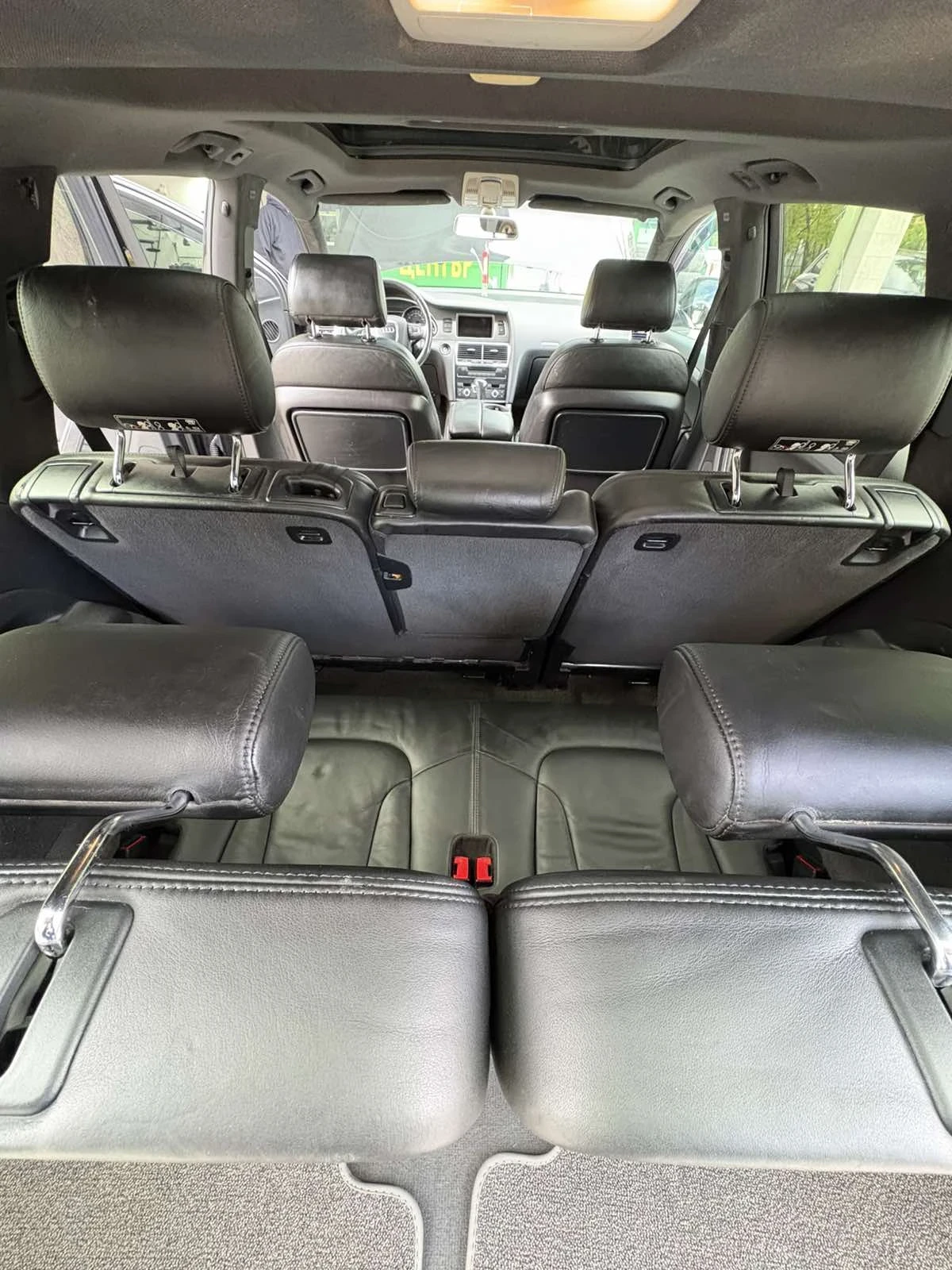 Audi Q7 3.0D 4x4 Avtomat 6+ 1, снимка 12 - Автомобили и джипове - 55191017
