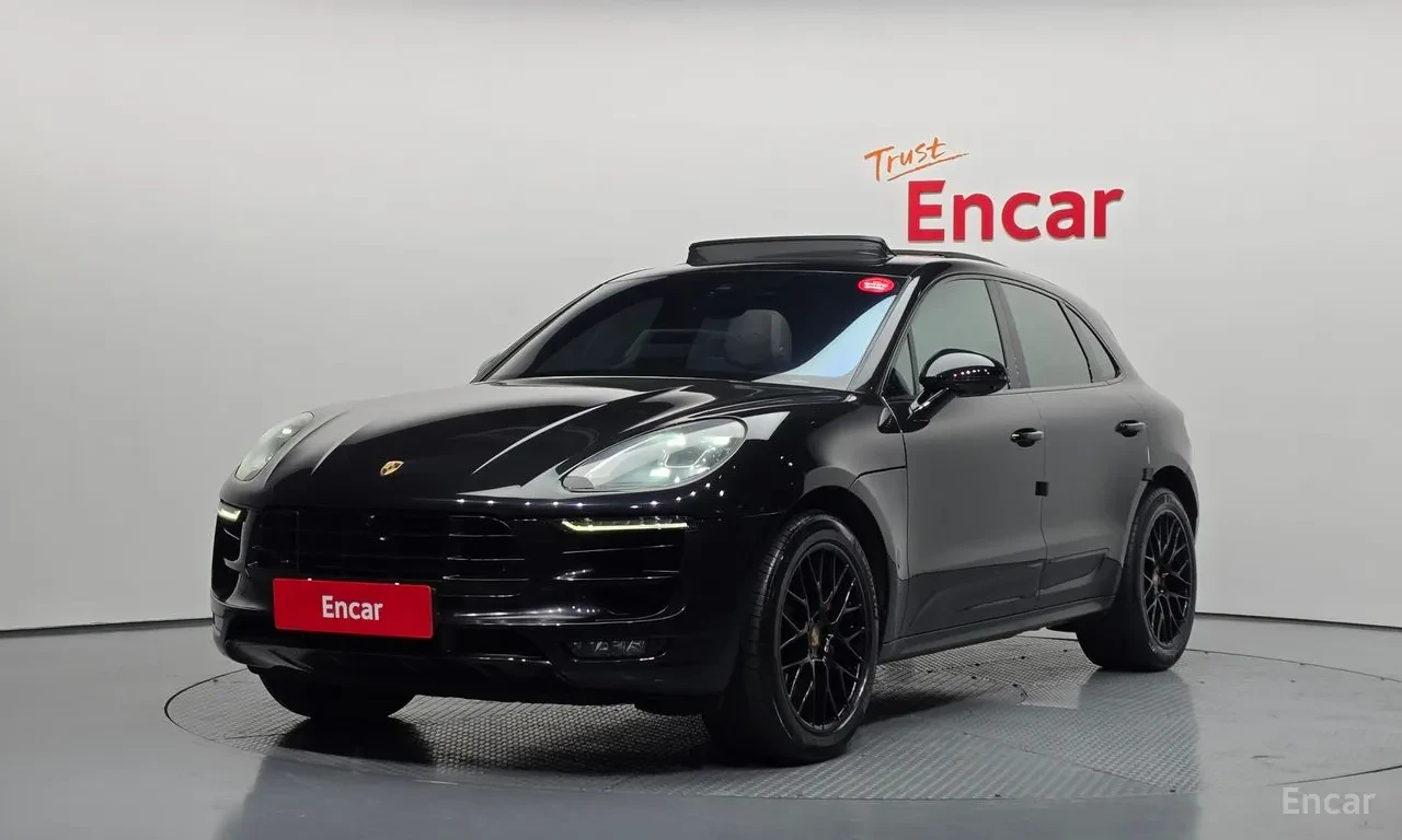 Porsche Macan GTS* ОБДУХ* DISTR* 360* ВЪЗДУШНО ОКАЧВАНЕ, снимка 2 - Автомобили и джипове - 55541442