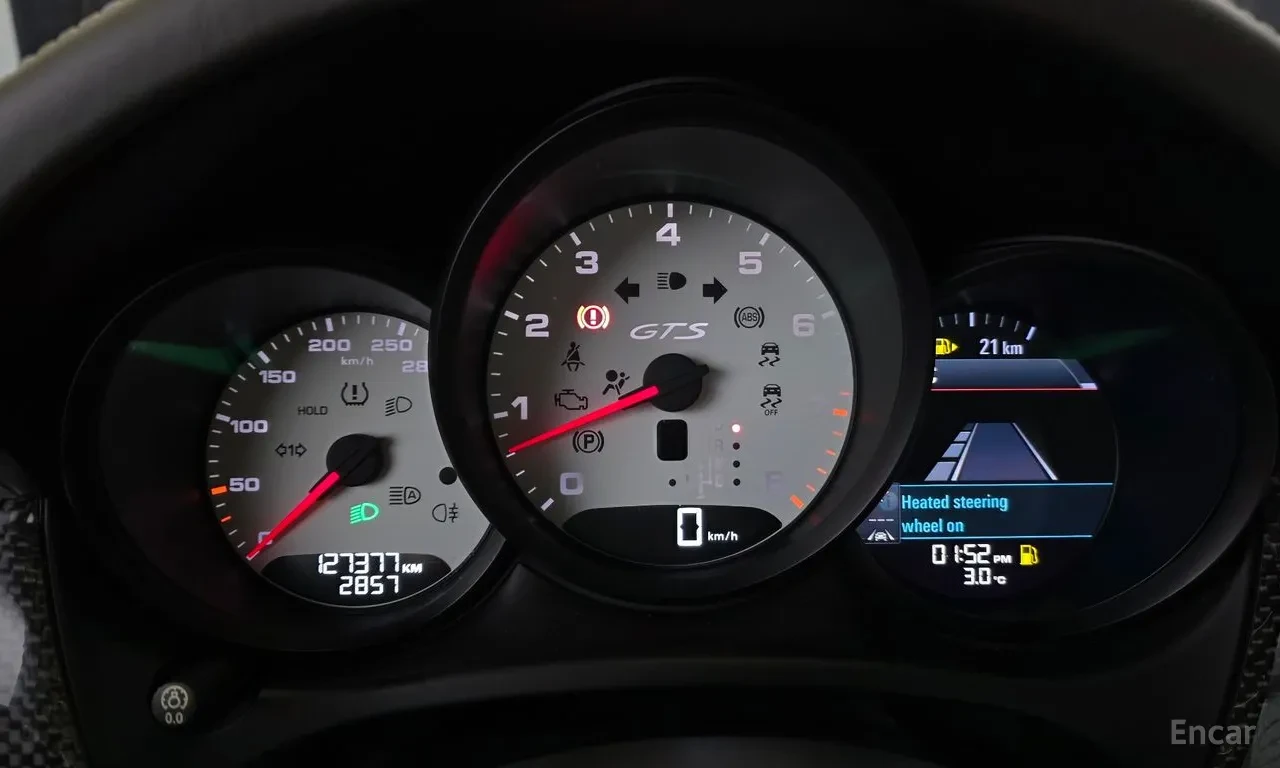 Porsche Macan GTS* ОБДУХ* DISTR* 360* ВЪЗДУШНО ОКАЧВАНЕ, снимка 14 - Автомобили и джипове - 55541442