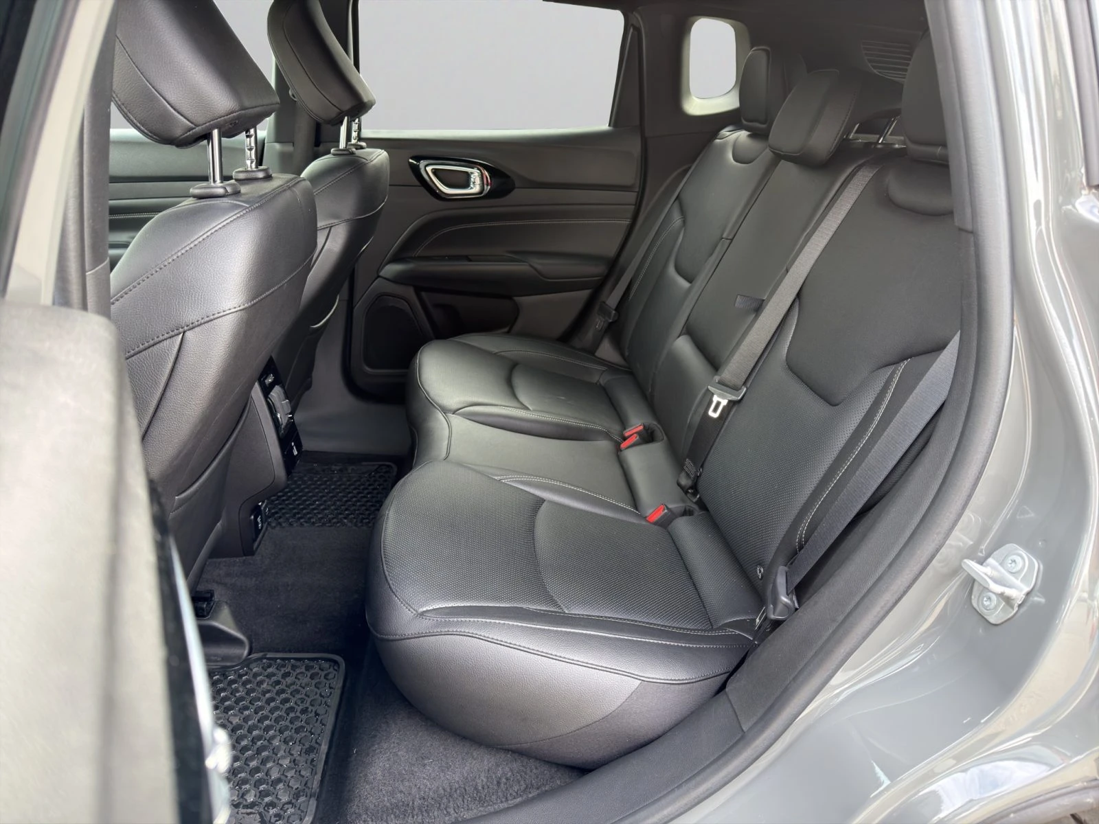 Jeep Compass SUMMIT, снимка 10 - Автомобили и джипове - 56198397