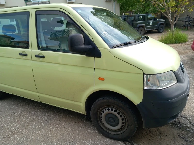 VW T5, снимка 4 - Бусове и автобуси - 47357064