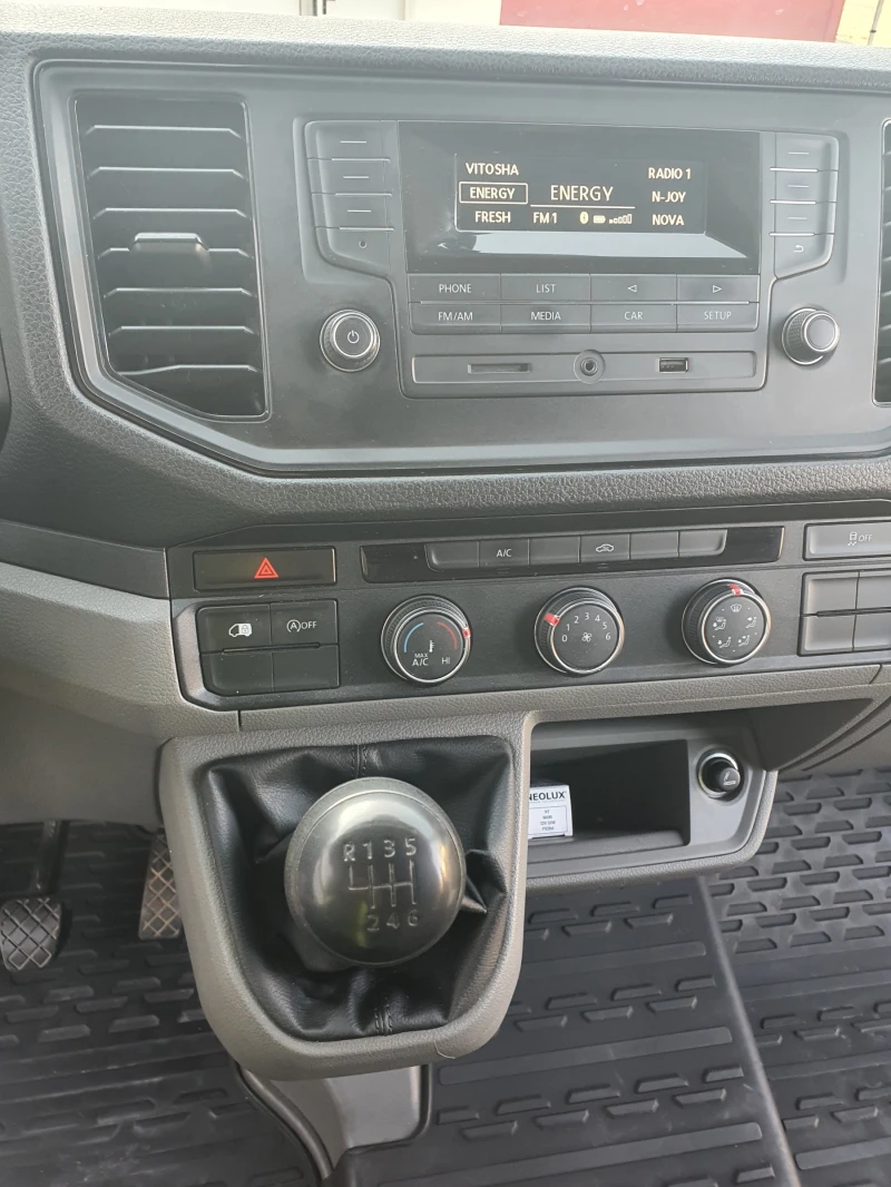 VW Crafter 2.0 TDI, снимка 10 - Бусове и автобуси - 52801959