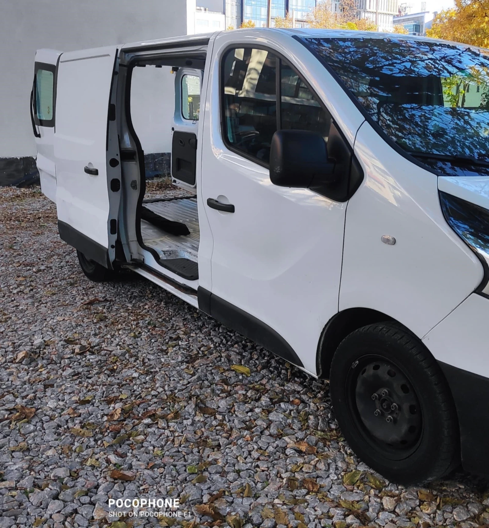 Renault Trafic 1, 6 dCi 115 - изображение 4