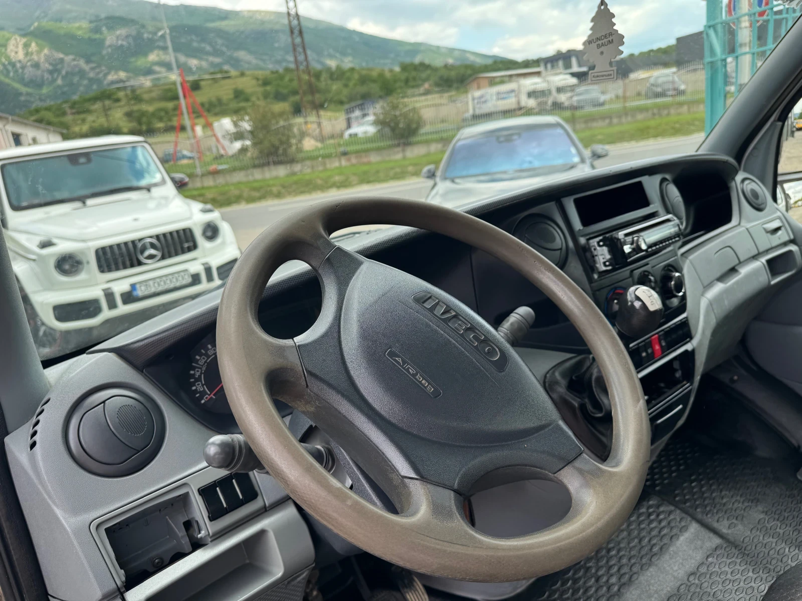 Iveco Daily 35c12* Тристранен самосвал - изображение 3
