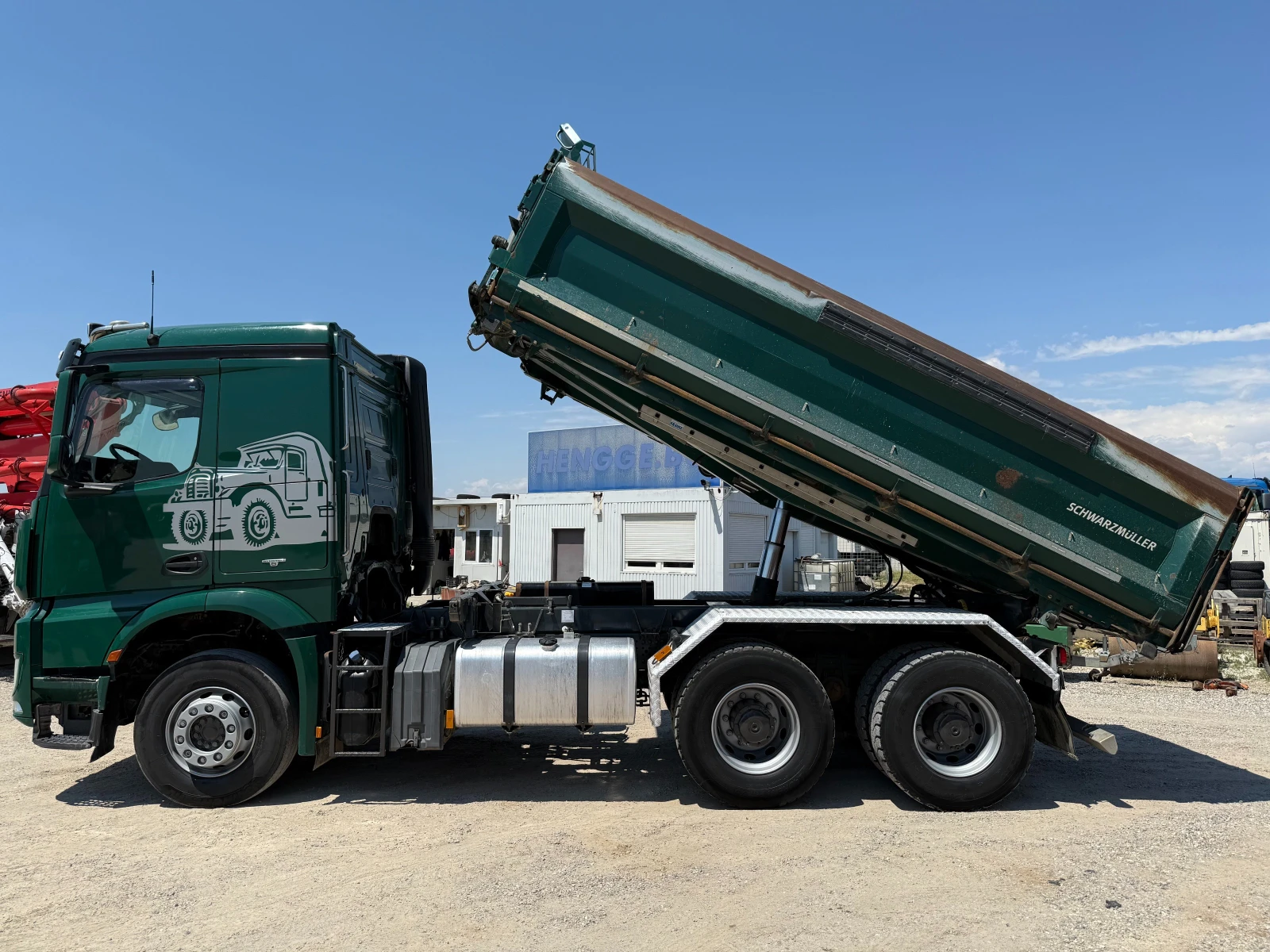 Mercedes-Benz Arocs 2651 - изображение 10