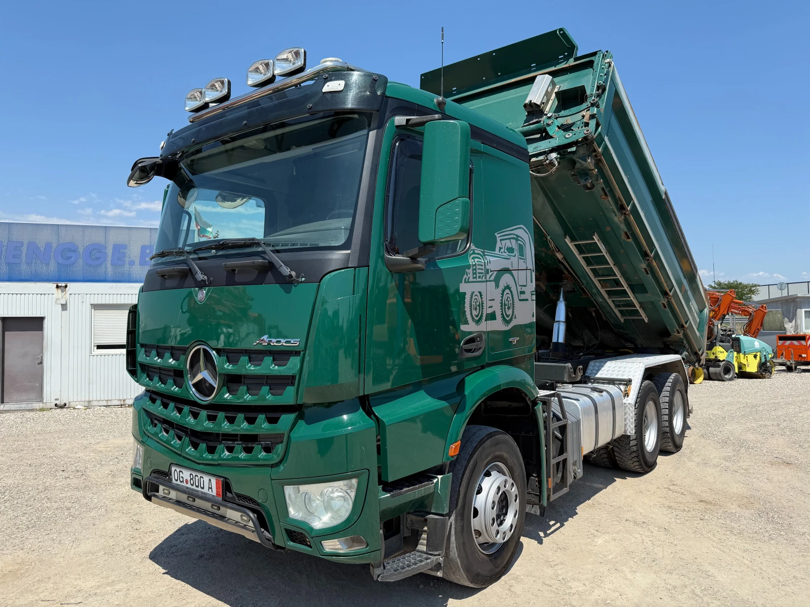 Mercedes-Benz Arocs 2651 - изображение 2
