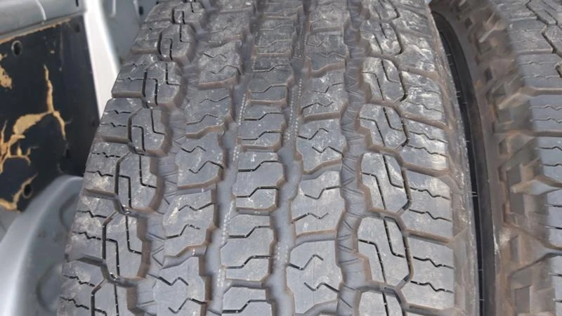 Гуми Летни 265/60R18, снимка 6 - Гуми и джанти - 29340391