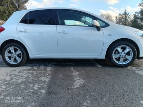 Toyota Auris 1.4 D-4D, снимка 1