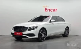 ������ Mercedes-Benz E 300