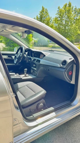 Mercedes-Benz C 220 - 8300 € / 16233.39 лв. - 69073109 8
