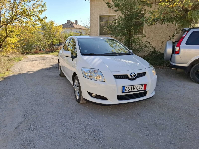 Toyota Auris 1.4 D-4D, снимка 3 - Автомобили и джипове - 46390479