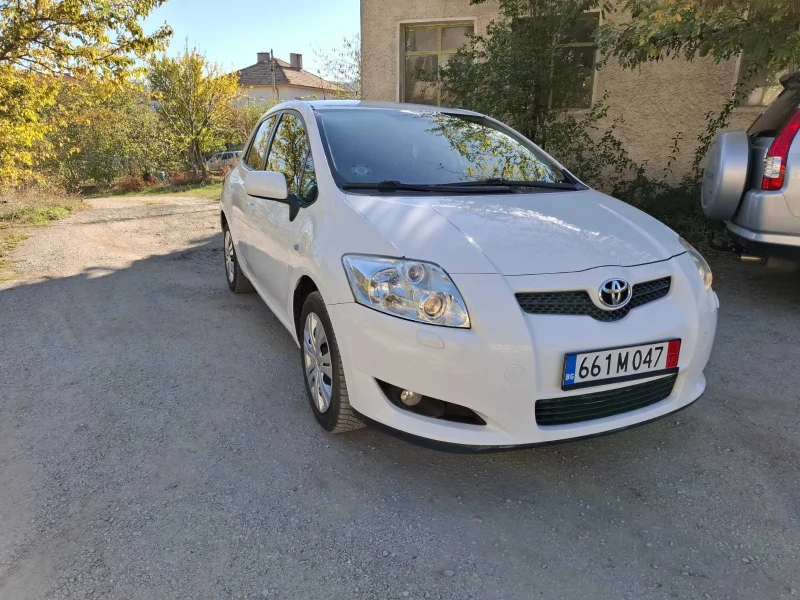 Toyota Auris 1.4 D-4D, снимка 1 - Автомобили и джипове - 46390479