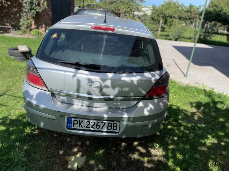 Opel Astra, снимка 17 - Автомобили и джипове - 47461903