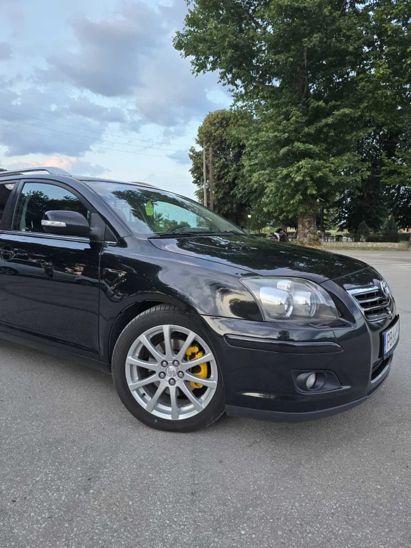 Toyota Avensis 2.0, снимка 6 - Автомобили и джипове - 48071332