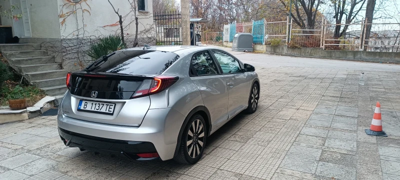 Honda Civic, снимка 3 - Автомобили и джипове - 48142273