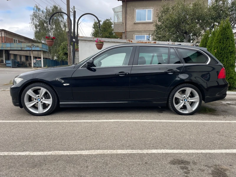 BMW 330 330 Xdrive Facelift, снимка 3 - Автомобили и джипове - 48886551