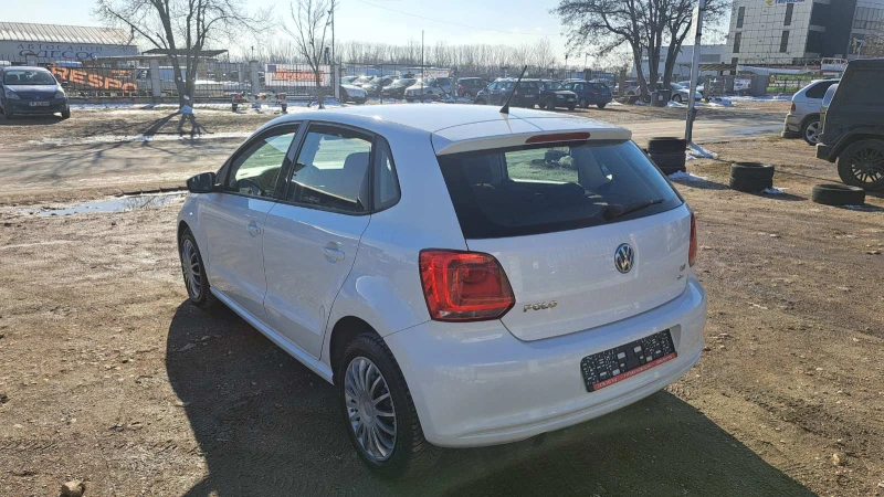 VW Polo 1.4i - СТАРИЯТ МОТОР - ЕВРО5, снимка 5 - Автомобили и джипове - 49313503