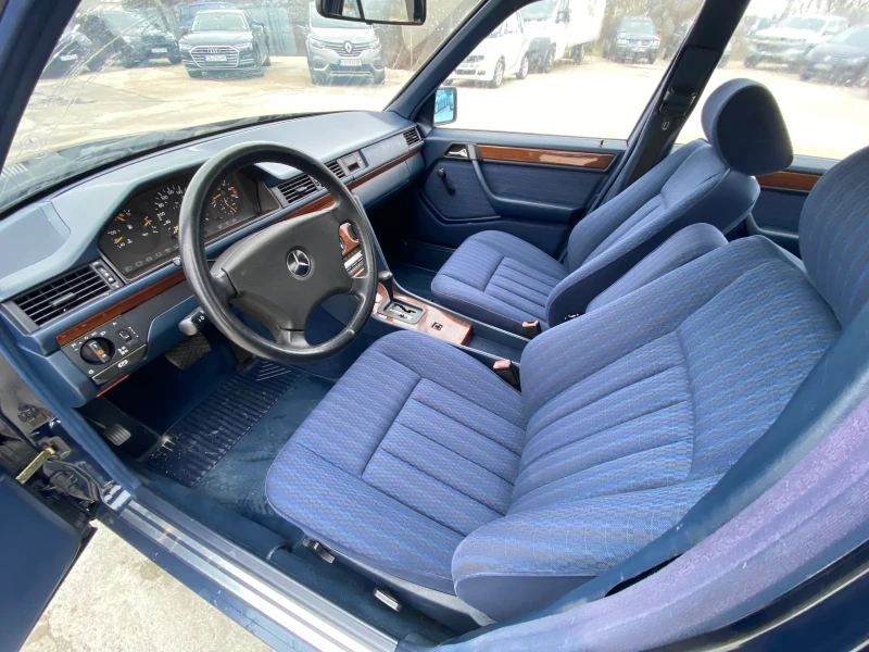 Mercedes-Benz 124 124-E230 АВТОМАТИК , снимка 12 - Автомобили и джипове - 49540043