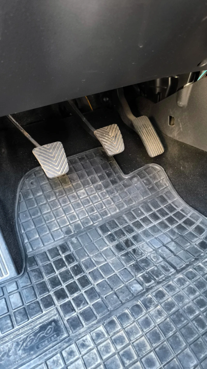 Hyundai I30 1.6crd 90 к.с. , снимка 16 - Автомобили и джипове - 51523152