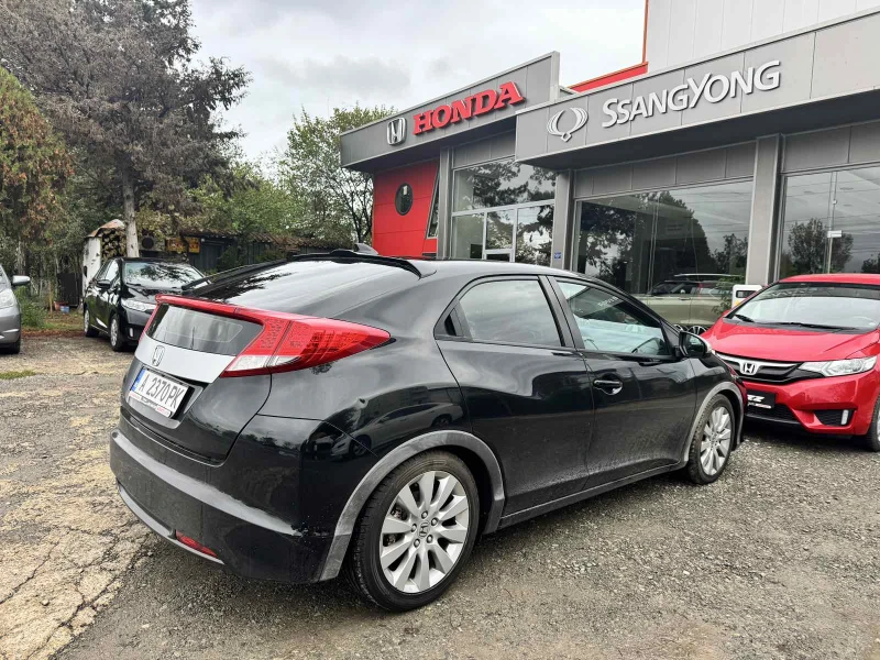 Honda Civic 1, 8 i-VTEC, снимка 6 - Автомобили и джипове - 52142442