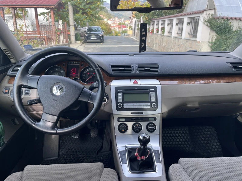 VW Passat 158000км Реални, снимка 9 - Автомобили и джипове - 52179912