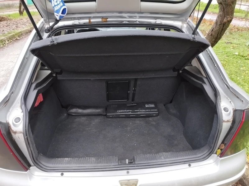 Opel Astra, снимка 11 - Автомобили и джипове - 52592284
